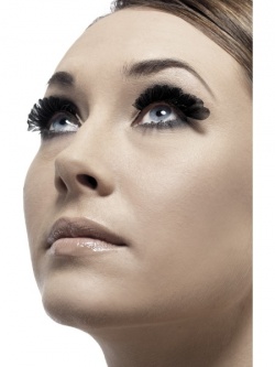 Eyelashes with Black Feather